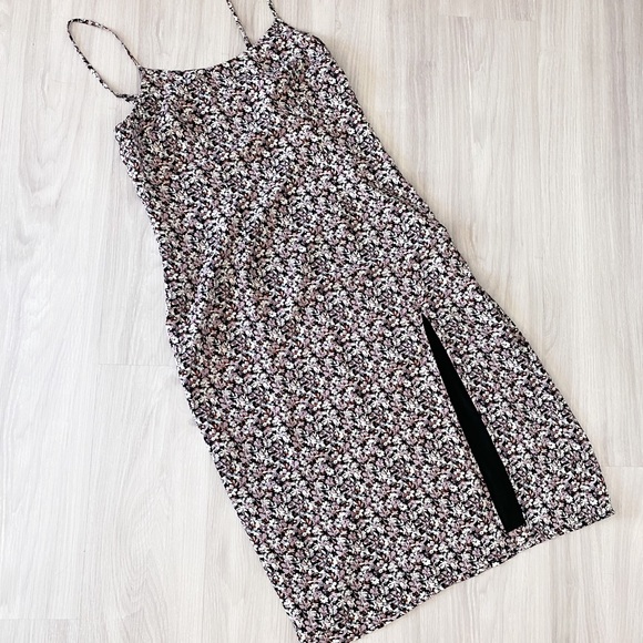 Abercrombie & Fitch Dresses & Skirts - Abercrombie Midi Dress. NWOT